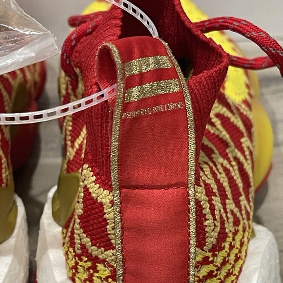 Adidas x Pharrell Williams Shoes Crazy BYW Size 8 Boost EE8688 Chinese New Year - Picture 10 of 12